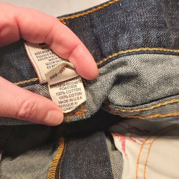 True Religion Cropped Shorts - Picture 9 of 12